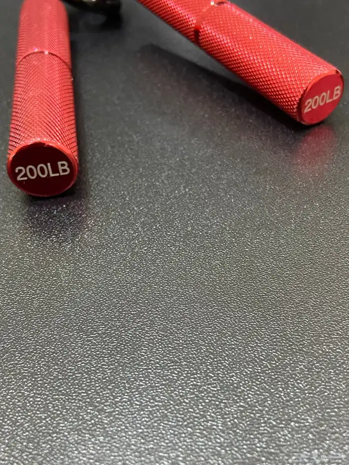 هاند قريب لتمرين السواعد بقوة 200LB باوند 1