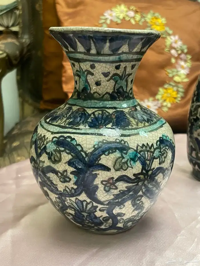 مزهريات خزفية إزنيقيةIznik ceramic vases 3