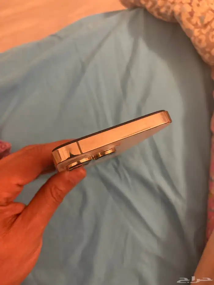 14 برو ماكس 256 ذهبي 4