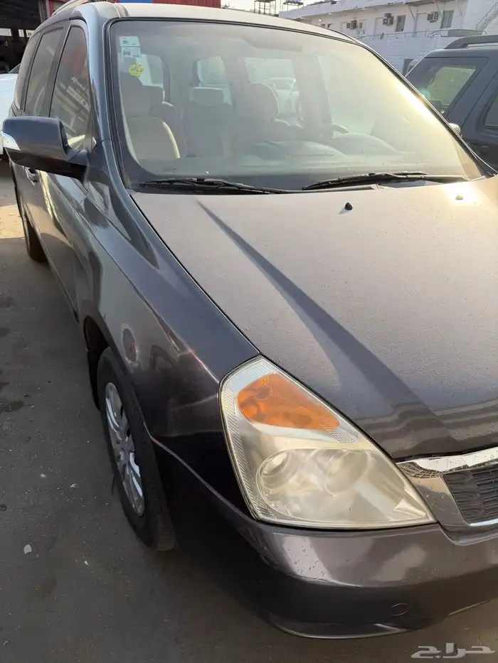 كيا كرنفال موديل 2015 3