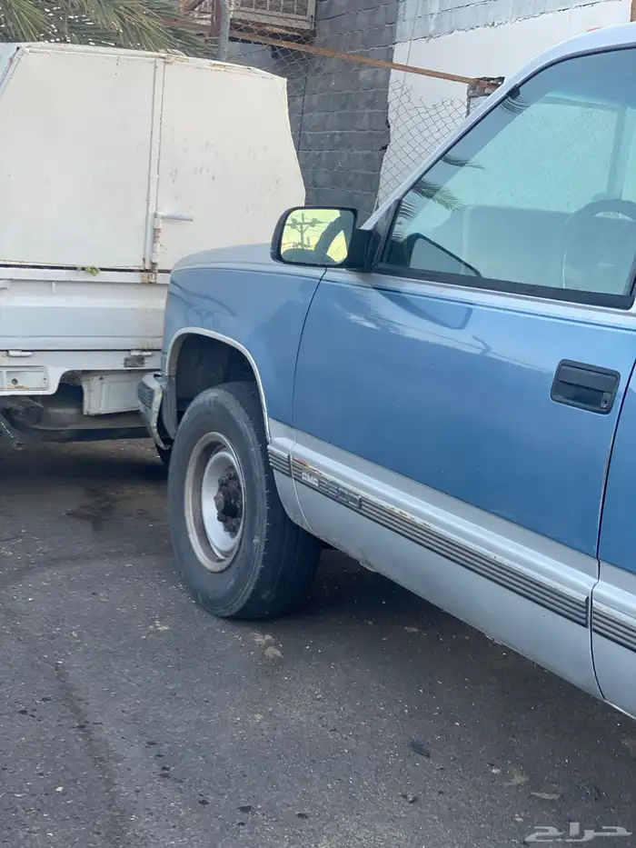 جمس 1994 للبيع للصامل 8000 خلال شهر الموتر فيه قير 15