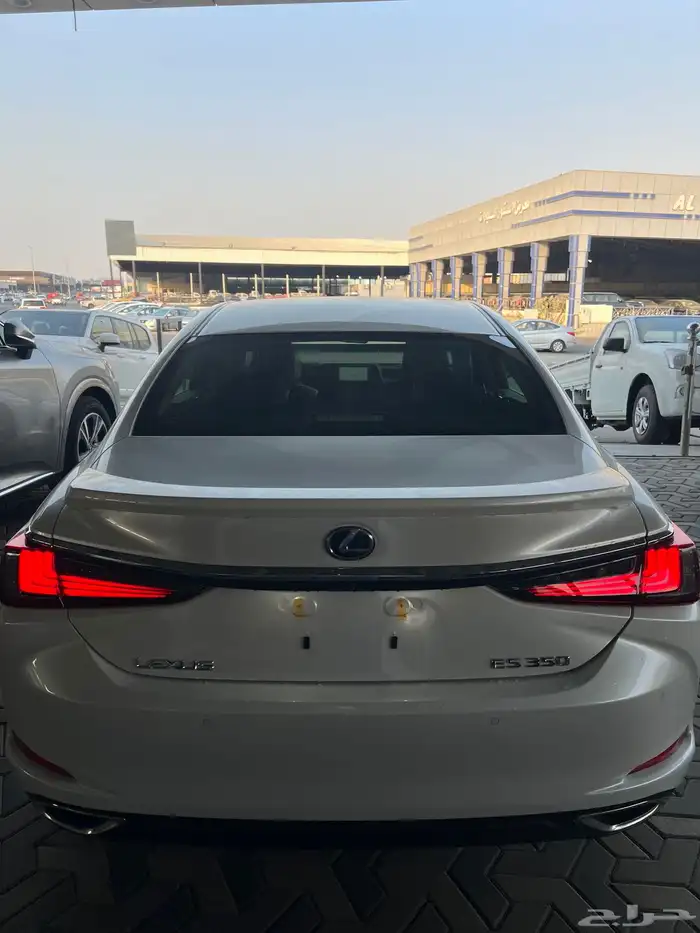 لكزس ES350 CA بريمي 2025 باقل الاسعار 5