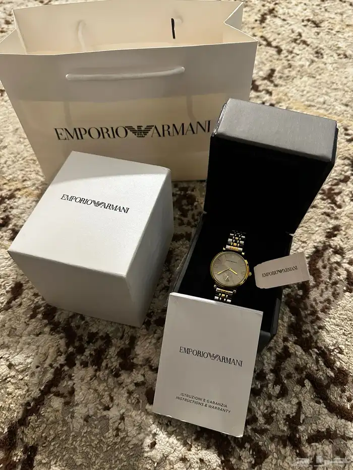 ساعة ارمني نسائية درجة أولى بكامل ملحقاتها 3