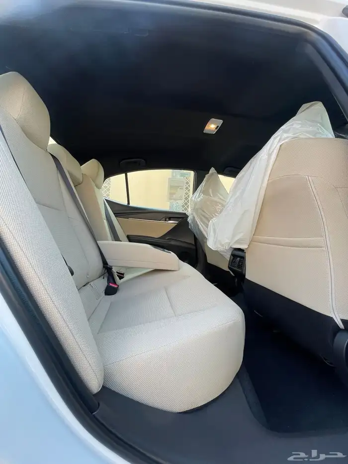 تويوتا- كامري-2025- استاندر-E- اصفار- بنزين-صادر لوحات 27