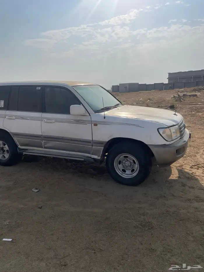 لاندكروزر صالون للبيع تتشليح 0