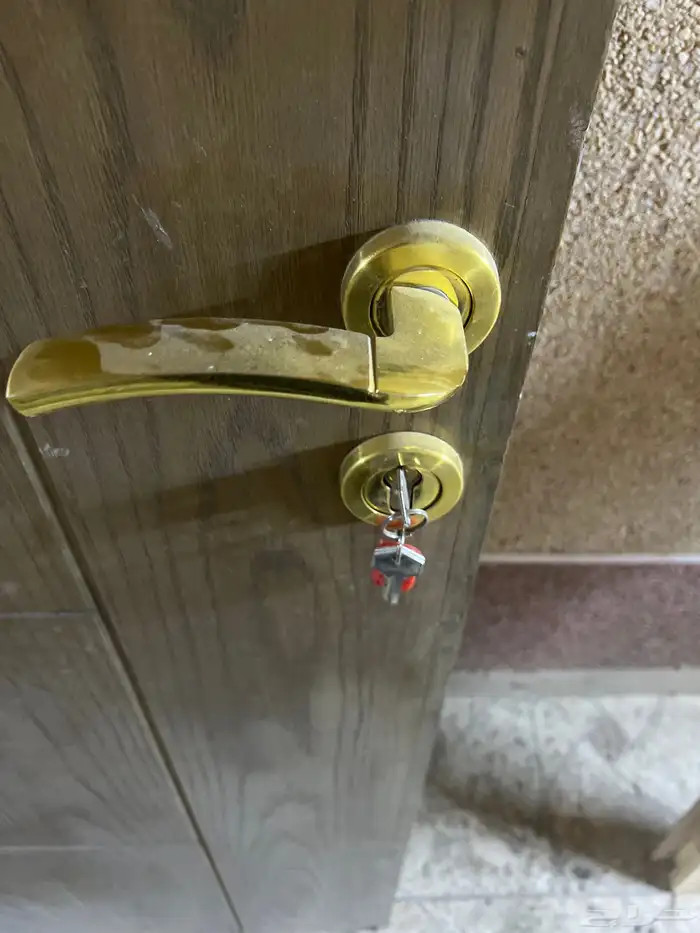 ابواب خشب البيع كلها 6