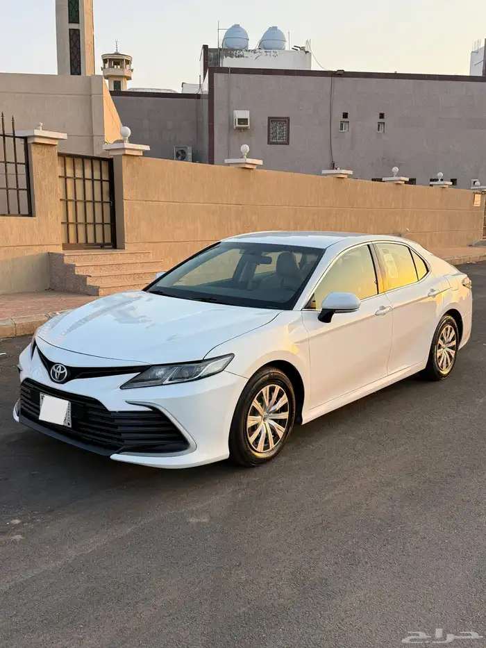 تويوتا كامري 2022 ستاندر سعودي ((( تم البيع ))) 0