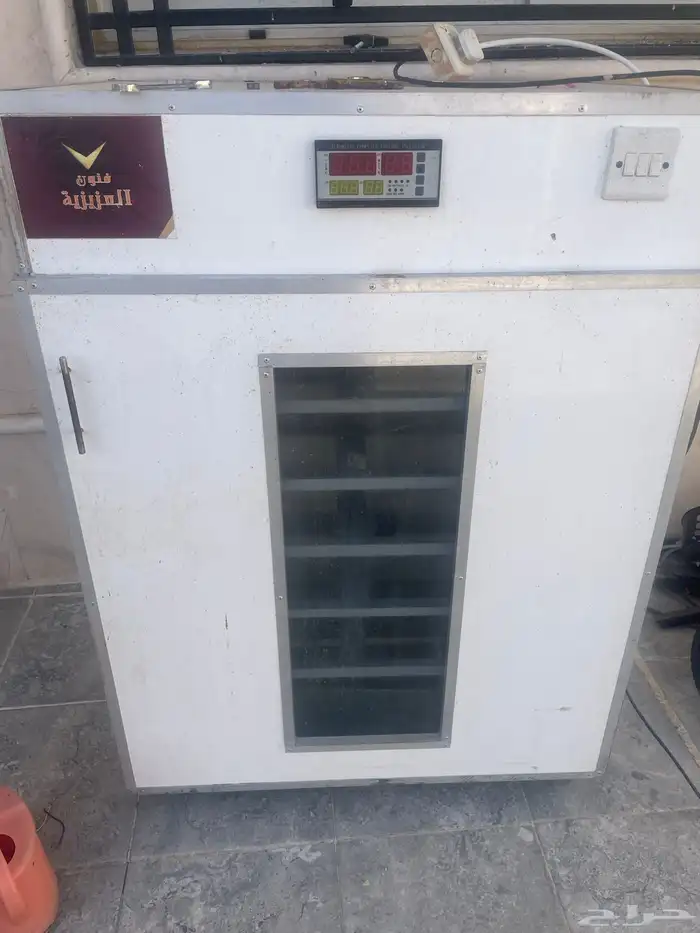 فقاسة فنون العزيزيه 880 بيضة 1