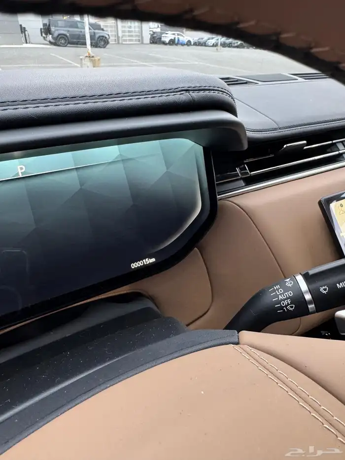 للبيع رانج روفر سبورت 2025 - V8 اصفارر وارد كندا 5