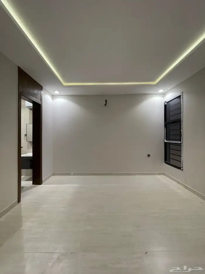 للبيع شقق ارضيه وشقق علويه من 430 الف حى المصيف 36