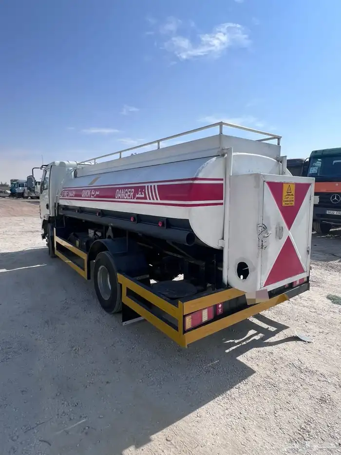 للبيع ديناء عليها تانكي محروقات 0