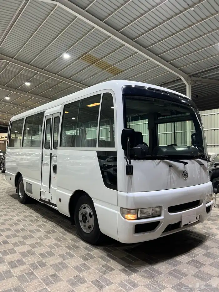 للبيع باص نيسان سيفيليان موديل 2008 ممشي قليل 0