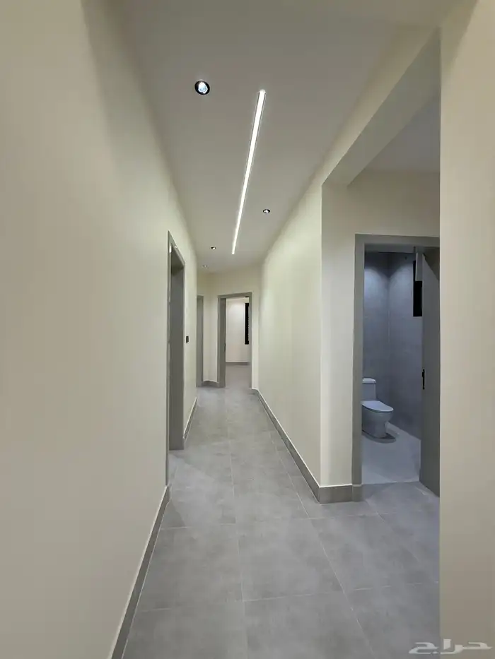 للبيع شقق ارضيه وعلويه بسعر صيدة ع برحه وسيعه بشمال الخميس 13