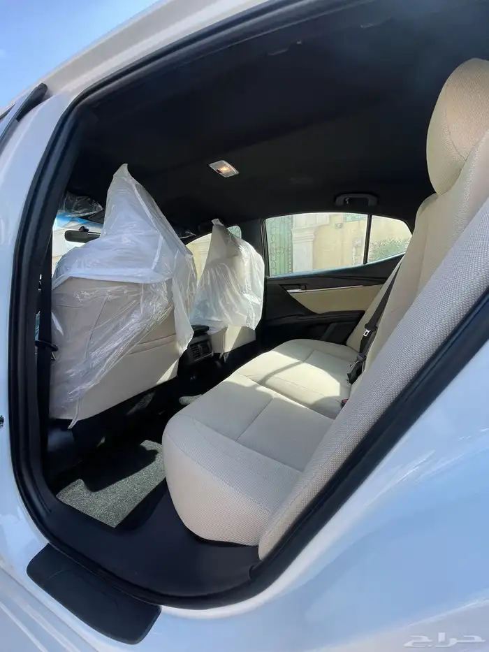 تويوتا- كامري-2025- استاندر-E- اصفار- بنزين-صادر لوحات 15