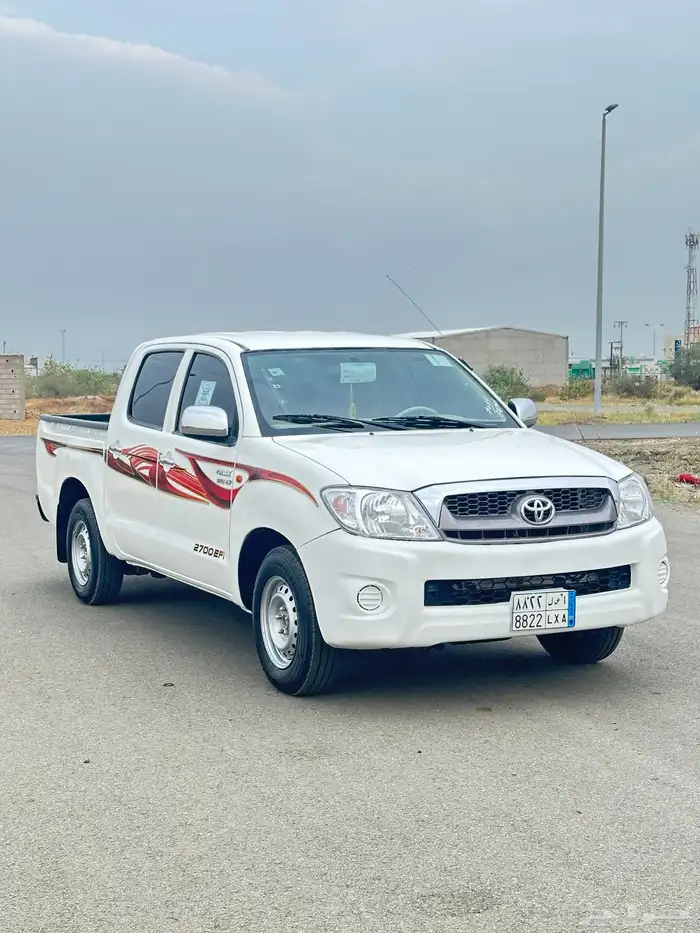 هايلوكس 2010 GL شد بلد يحمل لوحه مكرر 7