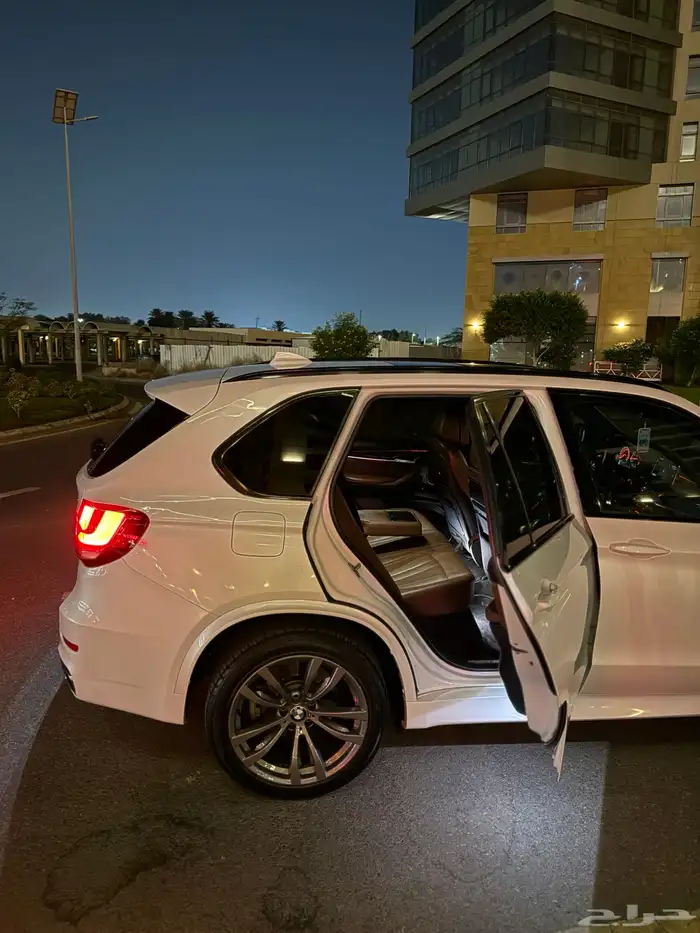 BMW X5 2014 KIT M V8 ( قمة في النظافة ) 21