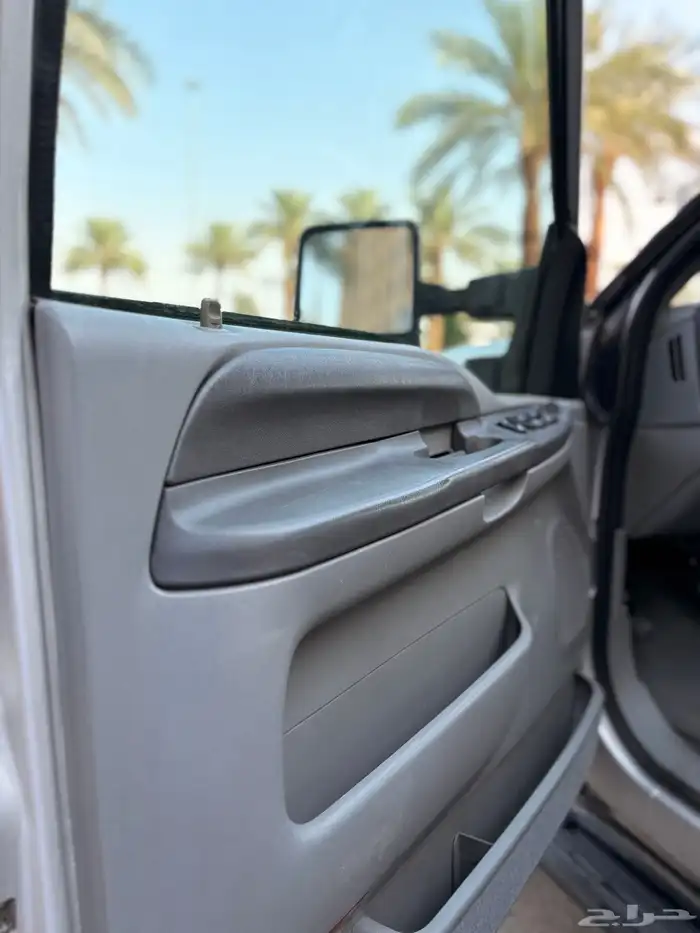 فورد اكس كورجن 2004 ممشى قليل 9