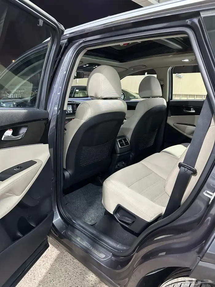 كيا سورنتو 2020 نص فل وكالة بدي محركات شرط 19