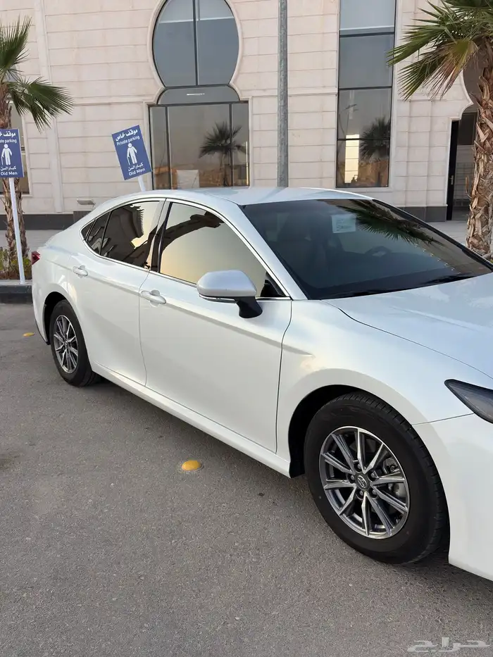 كامري E 2025 استاندر 10