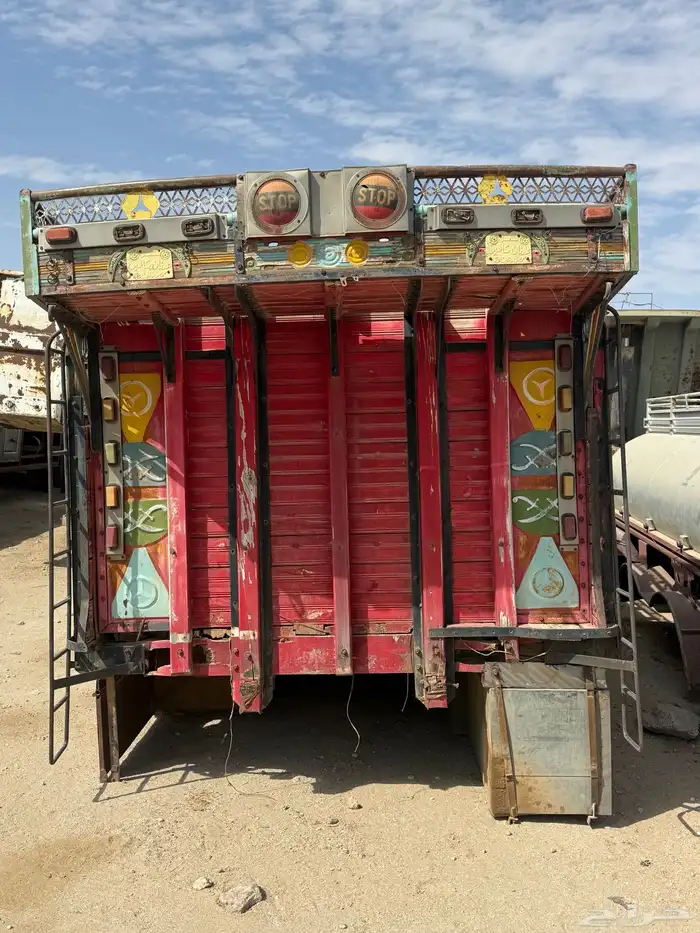 صندوق للبيع 8