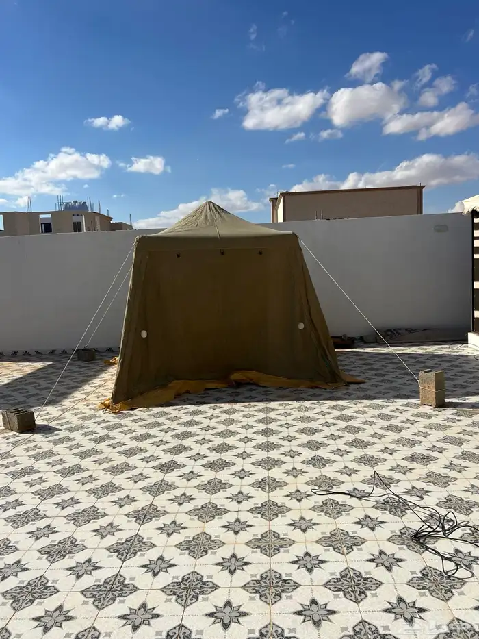 خيمة البيرق بابين 1