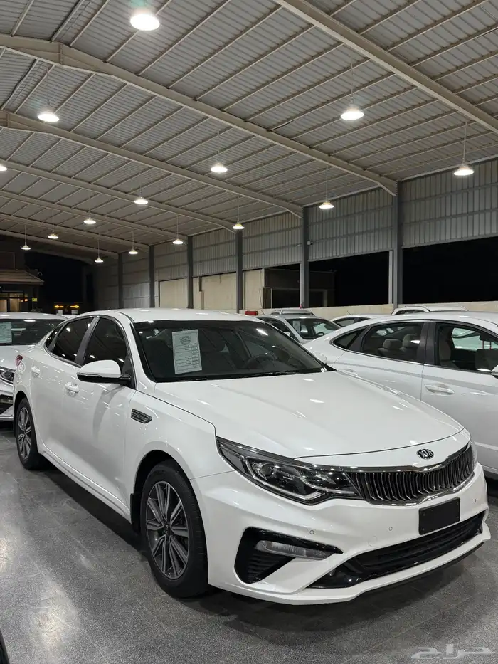 كيا اوبتيما 2020 ستاندر مطور لدى معرض(عبيد الرشيدي) 1