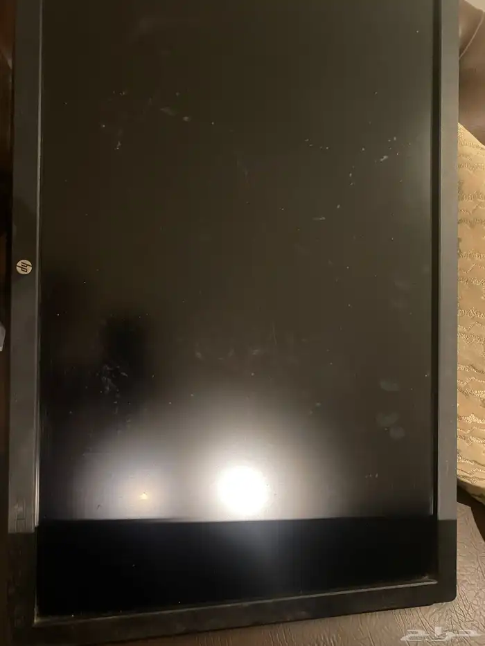 شاشه hp 31 بوصه تحتاج صيانه ماعرفش المشكله ال فيها 7