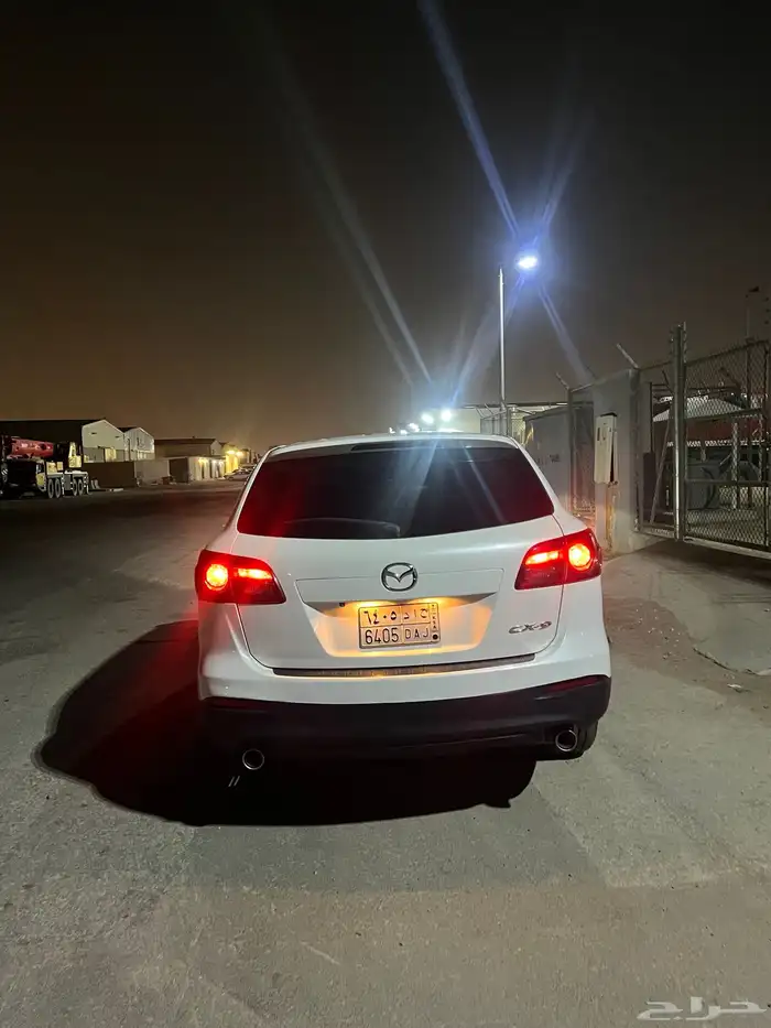 مازدا CX9 موديل 13 للبيع ابيض ماشي 300 الف 10