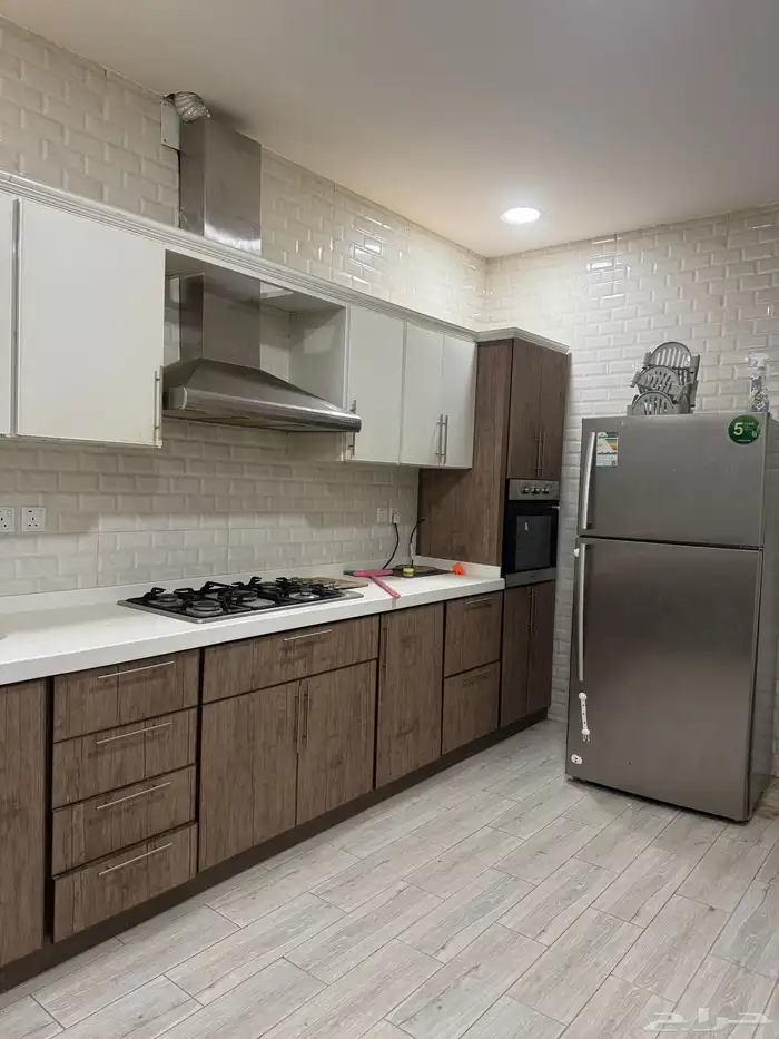 كامري بحي الروابي لتواصل   السعر 24 الف غير قابل ل 2