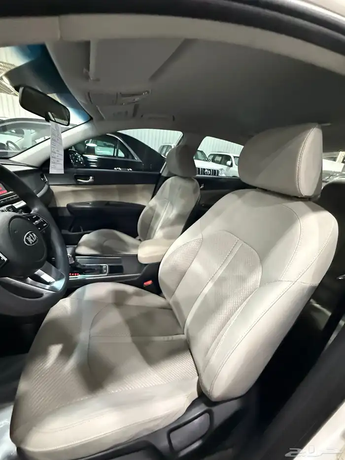 كيا اوبتيما 2020 ستاندر مطور لدى معرض(عبيد الرشيدي) 7