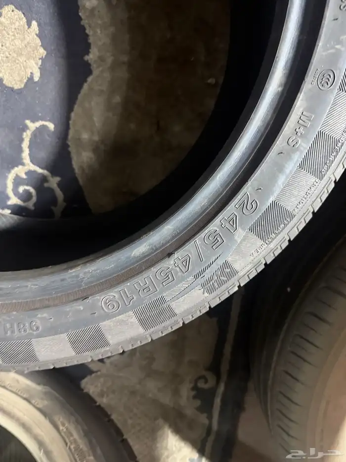 كفرين 245 45 19 مستخدمة نضيف جدا  ومشروطة 3