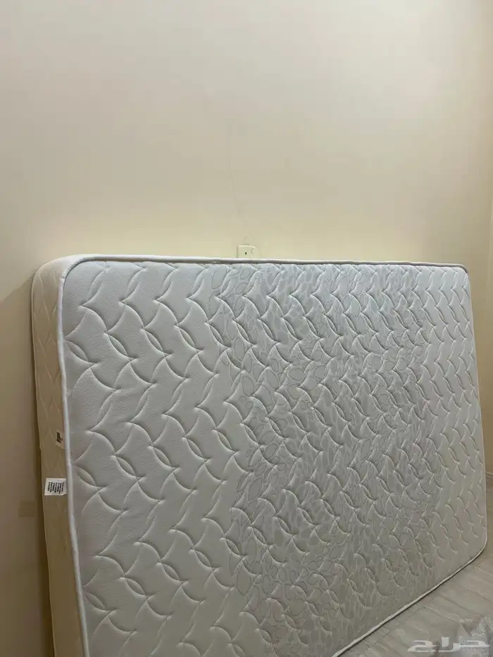مرتبة سرير جديده من هوم سنتر 0