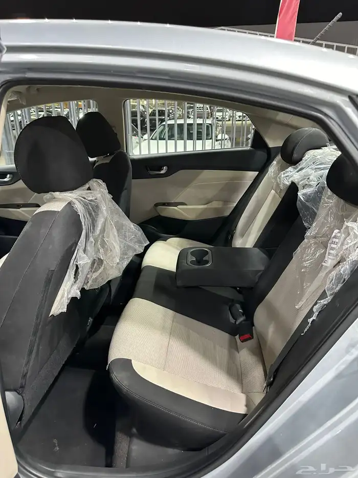 اكسنت 2020 فضي محرك 1.6 لدى معرض(عبيد الرشيدي) 23