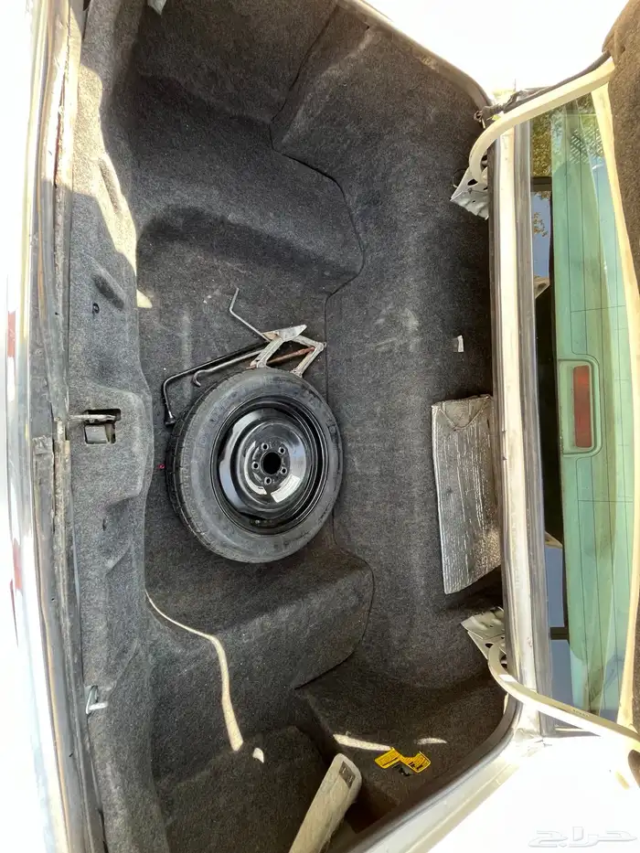 لنكولن تاون كار موديل 1996 9