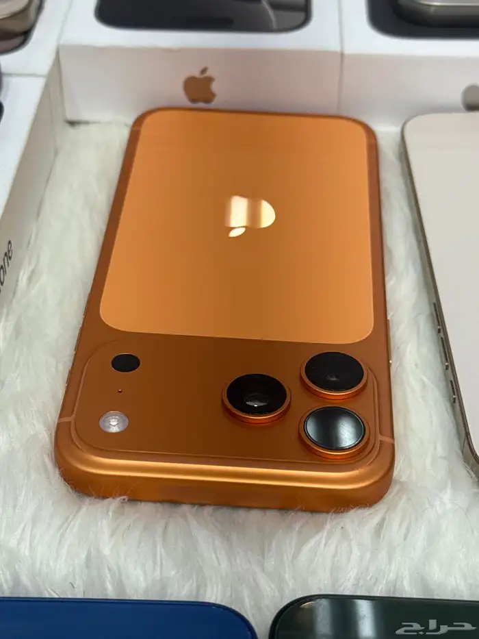 ايفون 17برو ماكس برتقالي 0