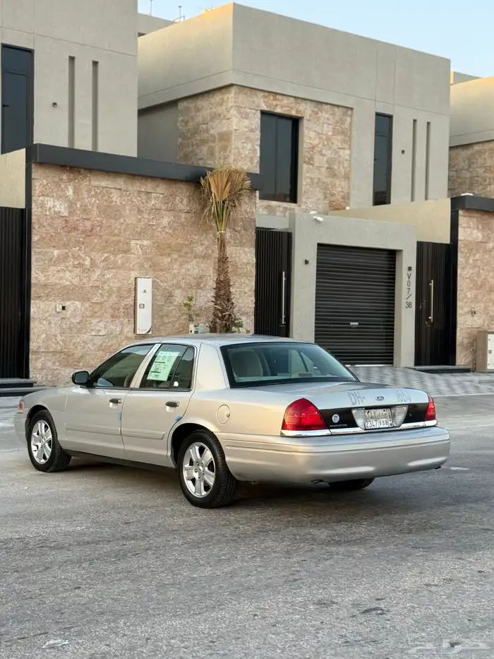 فورد فكتوريا سمني 2011 سعودي وكاله 13