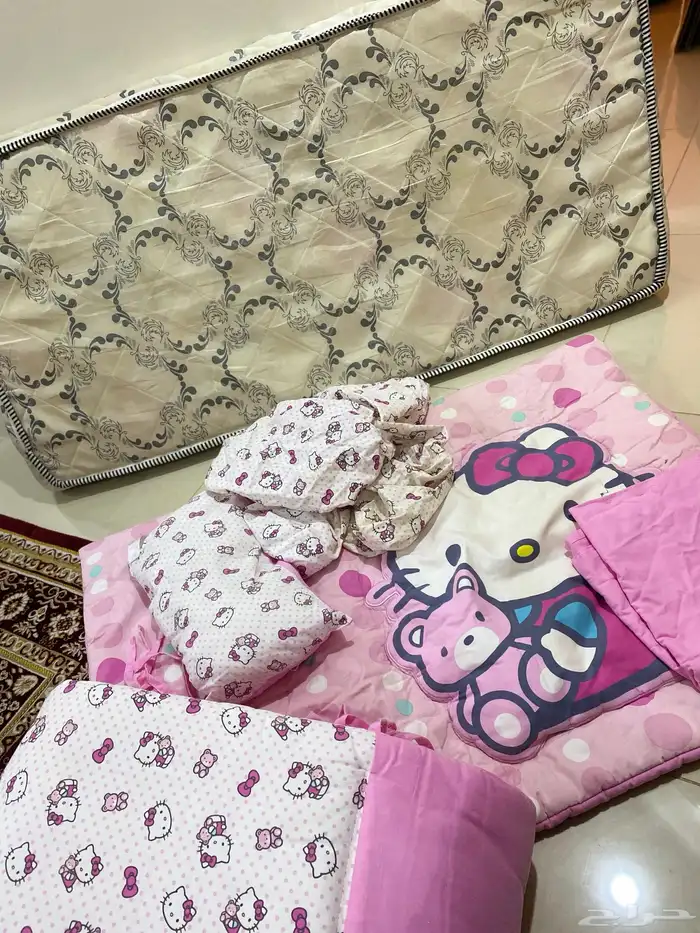 مفرش سرير آطفال بسعر مميز و حالة الجديد 3