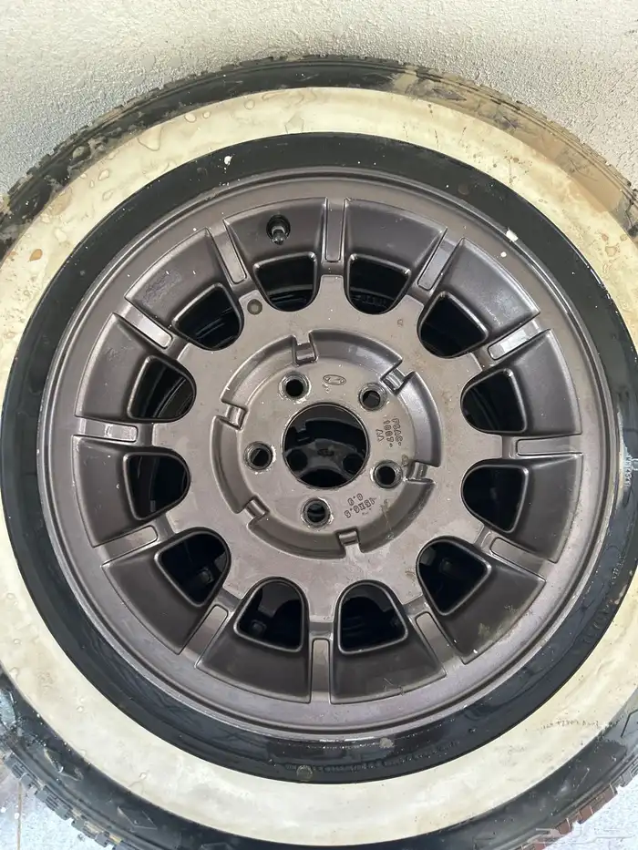 كفرات وجنوط للبيع تبع فورد مقاس 15 0