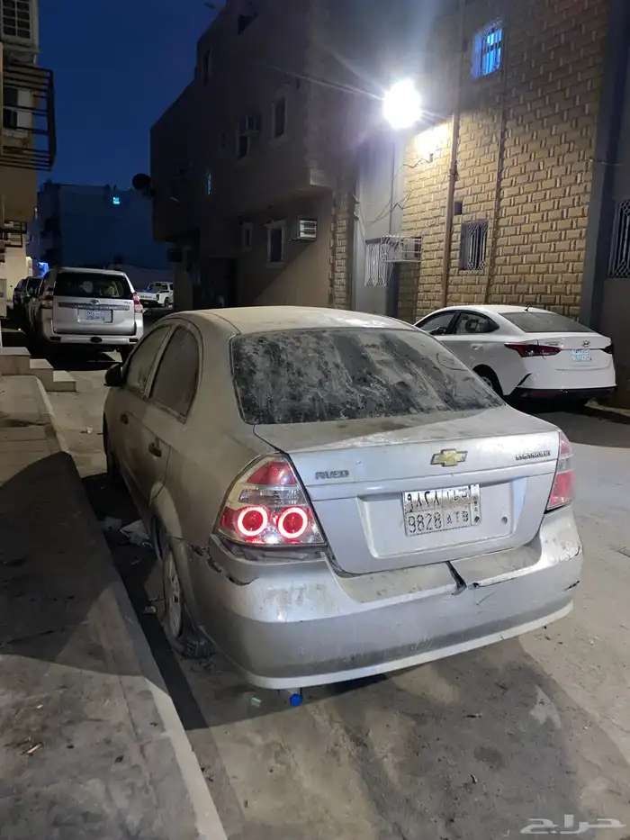 افيو 2012 قير عادي بنزين. مستعمل يبيلها مكينه بس مكيف شغال 3