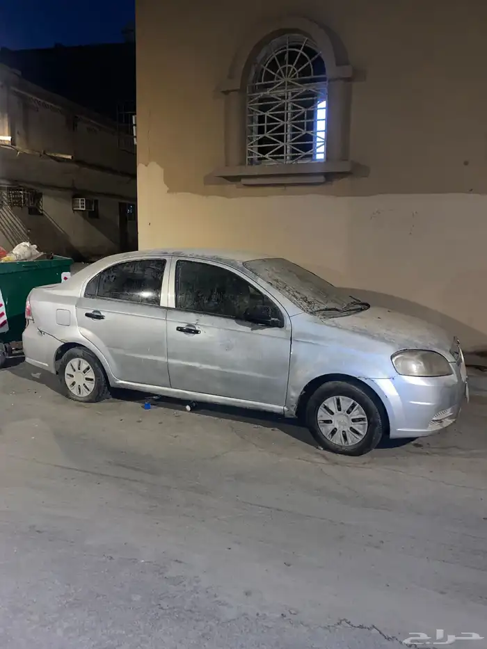 افيو 2012 قير عادي بنزين. مستعمل يبيلها مكينه بس مكيف شغال 2