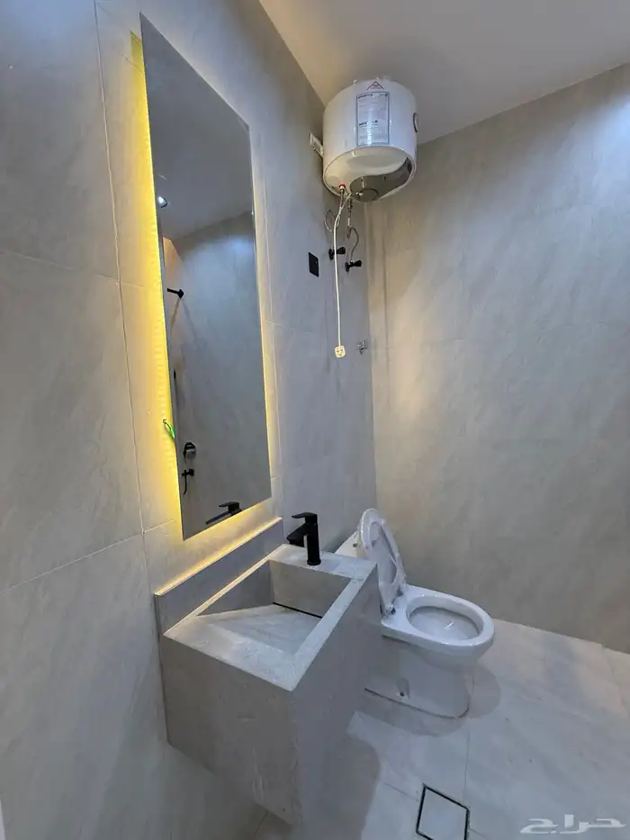 روف علوي مع ملحق 9 غرف بتصميم مودر قرب ح الراقي-بسعر 670الف 17