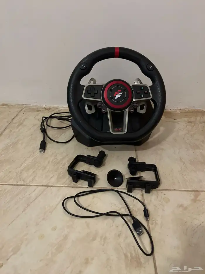 دركسون يشتغل على سوني 4 استخدام 6اشهر السعر 500الى 1100 1