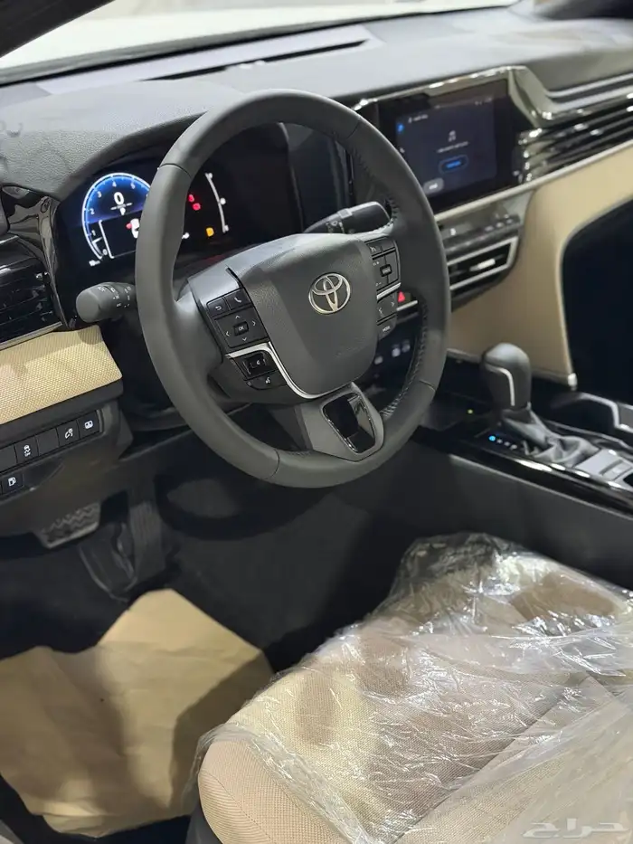 تويوتا كامري ( LE ) نص فل 2025 سعودي ( 121 ) شامل 7