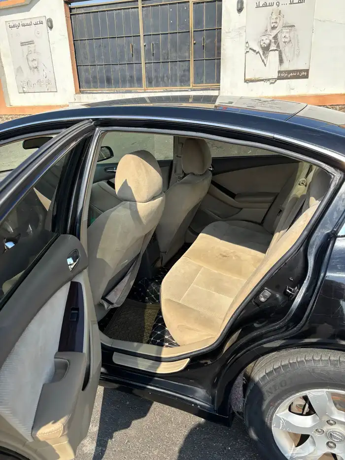 التيما للبيع 2009 نظيييف او البدل المناسب سياره عائليه 14