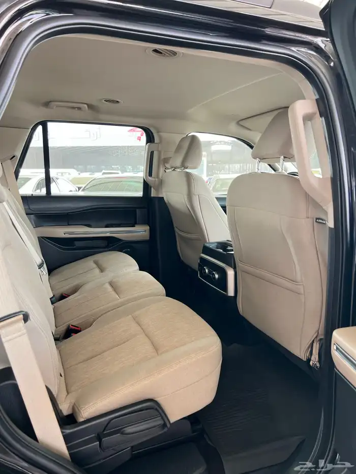 فورد اكسيبدشن 2022 سعودي دبل ثلاجة ماشي 68 الف 12