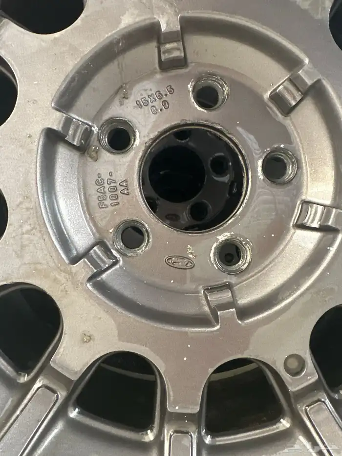 كفرات وجنوط للبيع تبع فورد مقاس 15 1