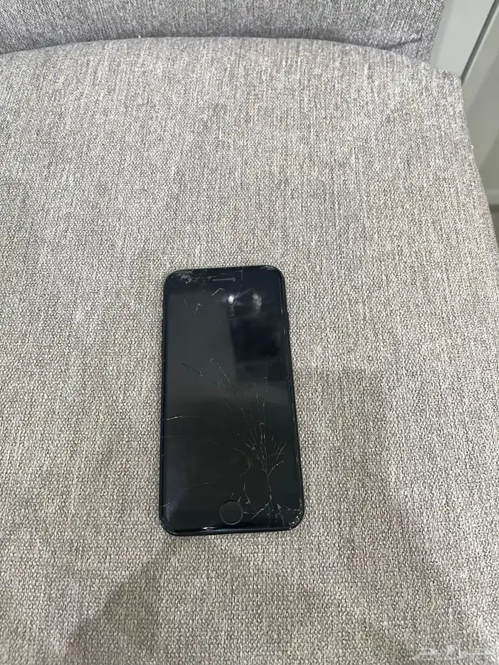 ايفون 7 للبيع 0