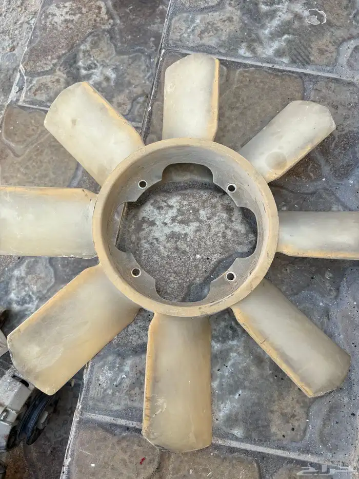 البيع قطع نيسان ددسان مديل1994 3