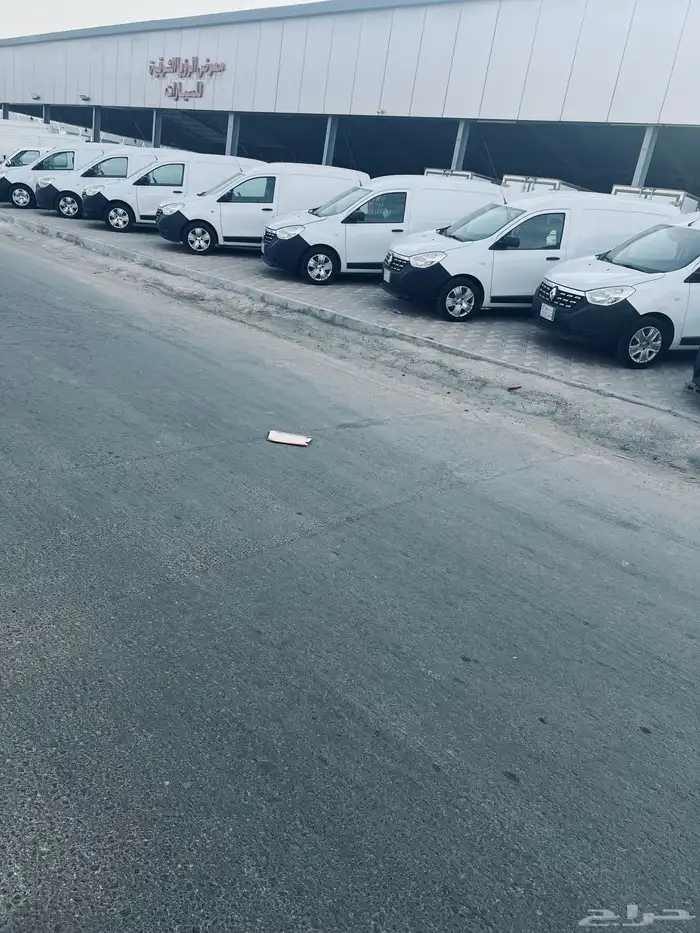 للبيع عدد 8 رينو دوكر موديل 2020  2021  2022 3