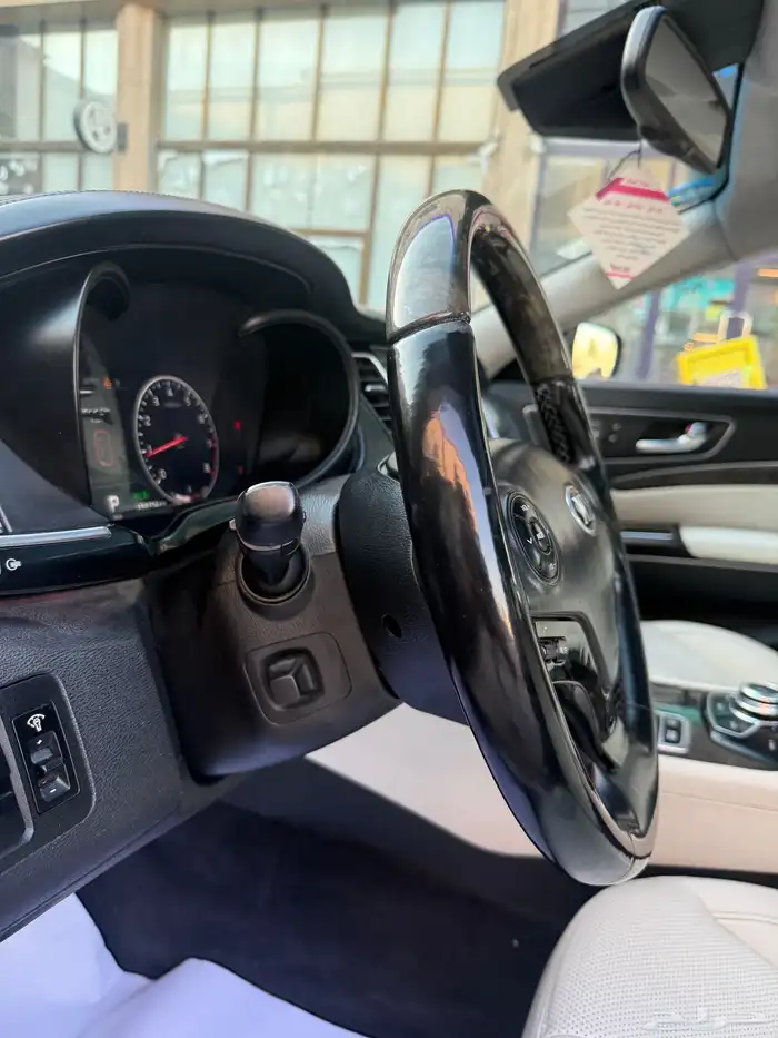 كيا كوريس 2016 فل كامل اعلى فئه 8 سلندر 31